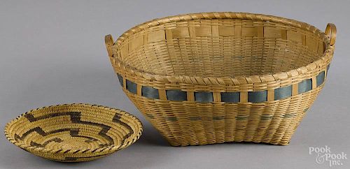 Native American woven tray, 20th c., 7 3/4'' dia., together with a kitten head Maine woven basket