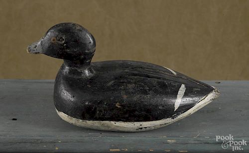 New England carved and painted goldeneye duck decoy, mid 20th c., 11 1/4'' l.