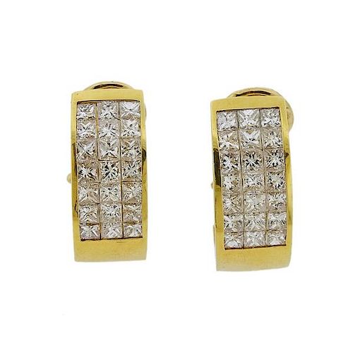 18k Gold 2.50ctw Diamond Half Hoop Earrings