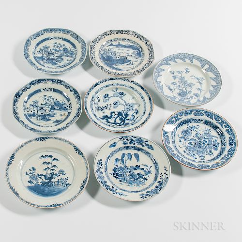 Eight Blue and White Export Porcelain Plates