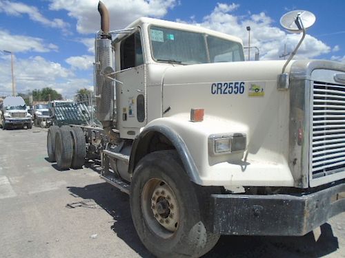 Chasis Cabina Freightliner FLD120 2005