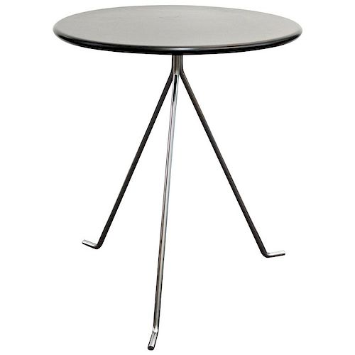 2B Danish Modern Round Metal Side Table