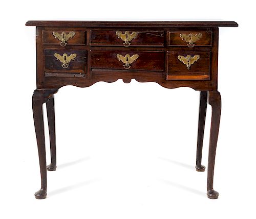 A Queen Anne Style Mahogany Lowboy<br>19TH CENTUR