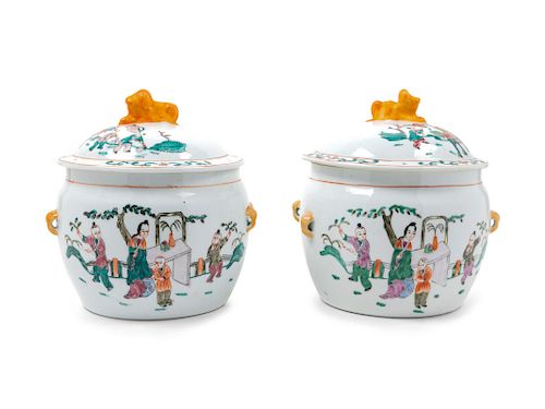 A Pair of Chinese Export Porcelain Covered Vessel