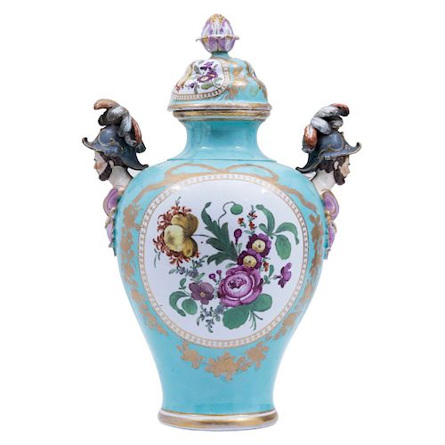 PORCELAIN VASE. GERMANY, 20TH CENTURY. MEISSEN Style turquoise porcelain vase. Painted with bucolic scenes.
