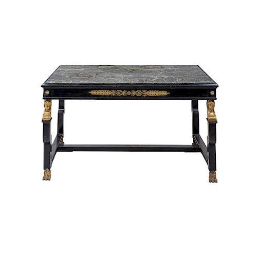TABLE. FRANCE, BEGINNING OF THE 20TH CENTURY. Empire style. Ebonised wood table with bronze details and green marble cover.