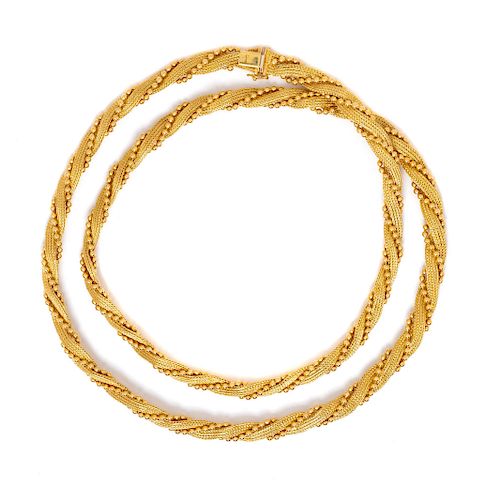 An 18 Karat Yellow Gold Necklace,