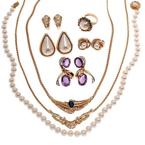 Earings,Pearls and Necklaces in 14 Karat Yellow Gold 