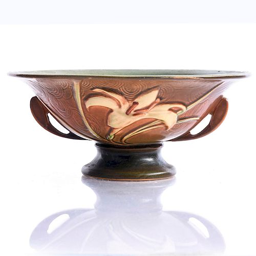 ROSEVILLE POTTERY ZEPHYR LILY FOOTED BOWL
