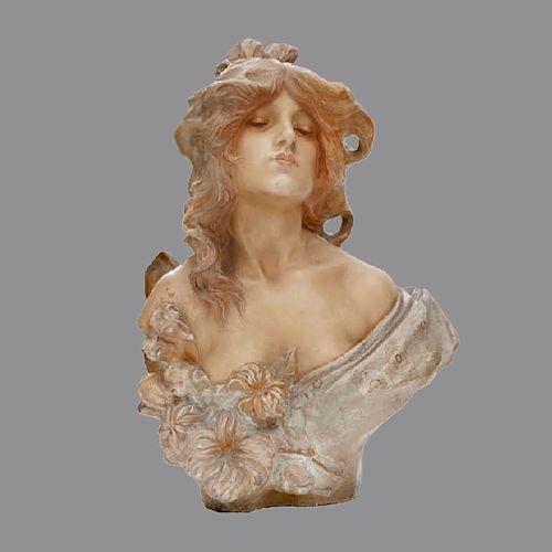 Lambert Escaler.  Busto de doncella. Estilo Art Nouveau. Firmada. Terracota policromada. 58 x 42 x 37 cm.