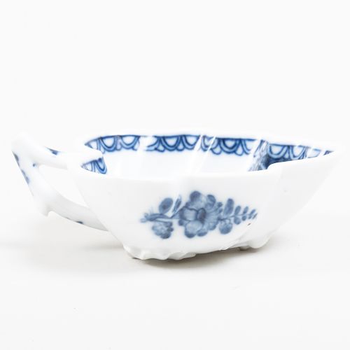 Meissen Blue and White Porcelain Leaf Shaped Dish