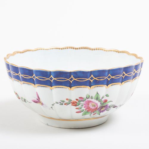 Worcester Porcelain Lord Henry Thynne Type Fluted Bowl