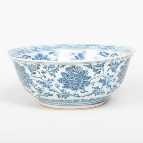 Large Chinese Porcelain Blue and White Bowl Decorated with Peony 
