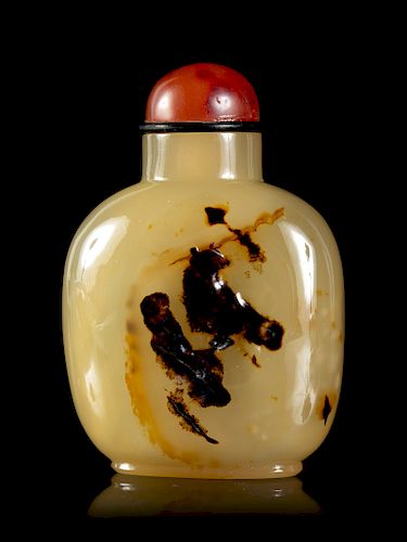 A Silhouette Agate Snuff Bottle
Height 2 5/8 in., 7 cm. 