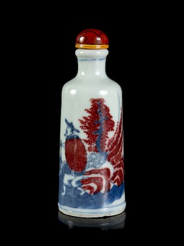 An Underglazed Blue and Copper Red Porcelain Snuff Bottle
Height 2 3/4 in., 7 cm. 