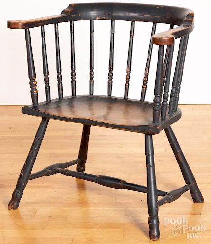 Lowback Windsor chair