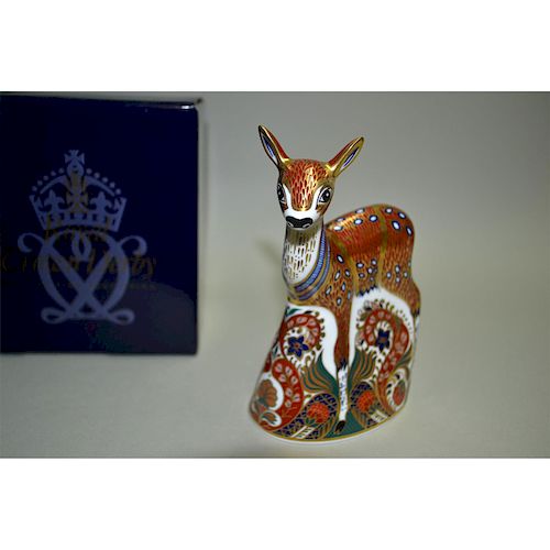 ROYAL CROWN DERBY EXCLUSIVE FAWN PAPERWEIGHT
