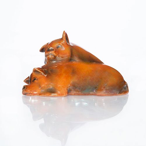 ROYAL DOULTON PIGS SNOOZING ONE EAR UP, ONE EAR DOWN