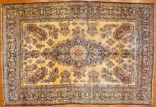 Semi-Antique Kazvin Carpet, Persia, 9 x 13.2