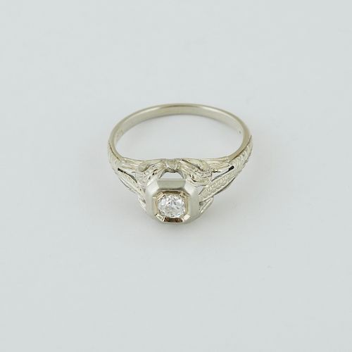 Diamond Ring with 18 K White Gold Band