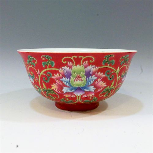 IMPERIAL CHINESE FAMILLE ROSE ENAMELLED BOWL - KANGXI MARK & PERIOD