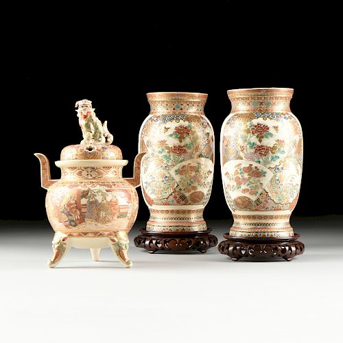 A GROUP OF THREE SATSUMA PARCEL GILT AND POLYCHROME PAINTED EARTHENWARES, SIGNED, MEIJI PERIOD (1868-1912),