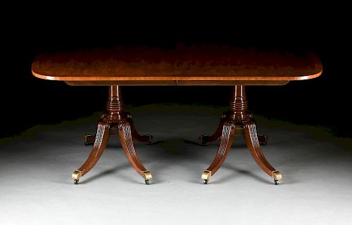 A VINTAGE BAKER FURNITURE DINING TABLE, CIRCA 1976,
