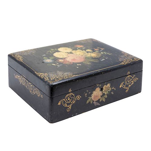 JEWEL BOX. ENGLAND, CIRCA 1900. Victorian Style. Ebonized wood and golden enamel. Decored with oil and floral motifs. 