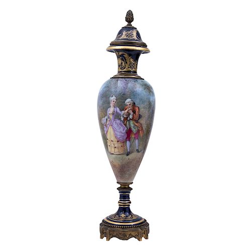 JAR. FRANCE, END OF THE 19TH CENTURY. Cobalt blue SÈVRES porcelain with golden enamel. Decored by hand with gallant courtly scenes.