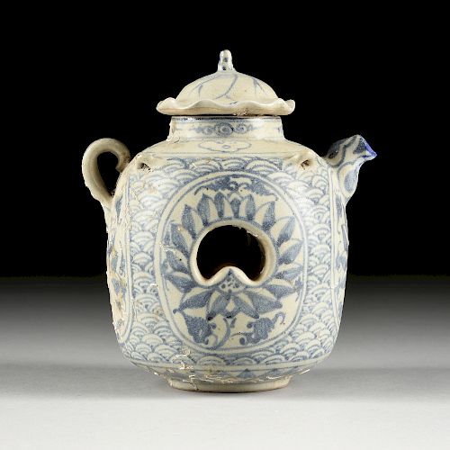 A RARE VIETNAMESE/ANNAMESE BLUE AND WHITE PORCELAIN PIERCED AND LIDDED TEAPOT, SHIPWRECK ARTIFACT, 15TH/16TH CENTURY,