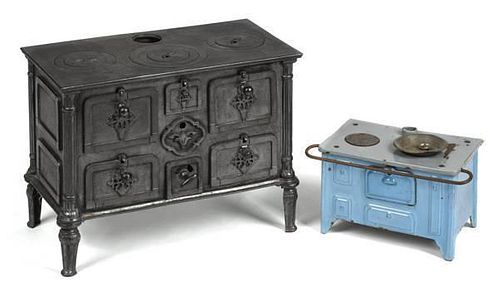 Cast iron salesman sample stove, 12 3/4'' h., 16 1