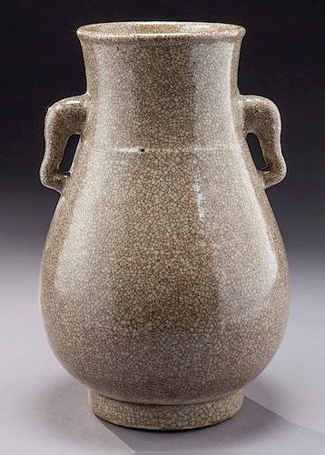Chinese Qing crackle glaze celadon vase,