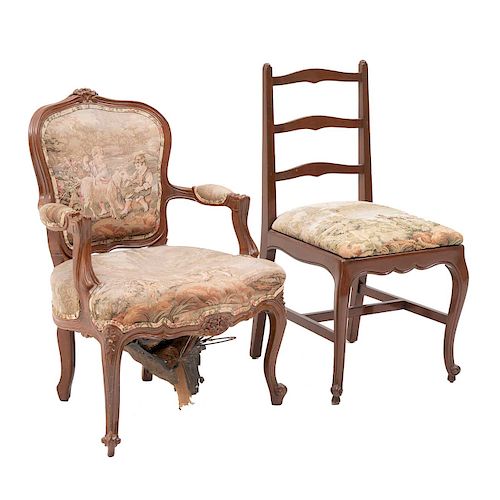 Juego de sillón y silla. Siglo XX. Estructura de madera. Consta de: Sillón. Respaldo y asiento en textil tipo gobelino. Pz: 2