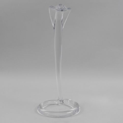Cobra. Francia, siglo XX. Elaborada en cristal transparente DAUM. 44.5 cm de altura.