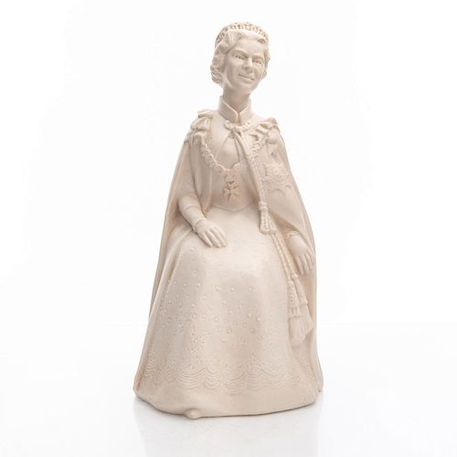 QUEEN ELIZABETH ll HAND MADE SCUPLTURE BY ROY CHARLES