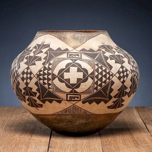 Acoma Pottery Olla, From the Stanley B. Slocum Collection, Minnesota