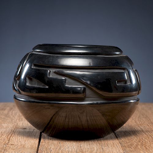 Margaret Tafoya (Santa Clara, 1904-2001) Pottery Bowl