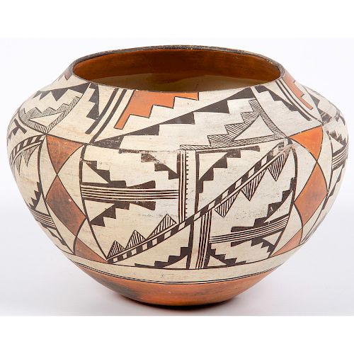 Acoma Pottery Jar, From the Stanley Slocum Collection, Minnesota 
