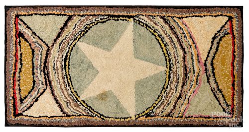 Star hooked rug