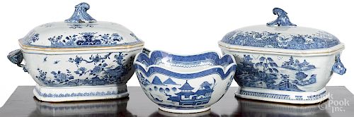 Two Chinese export tureens and a bowl