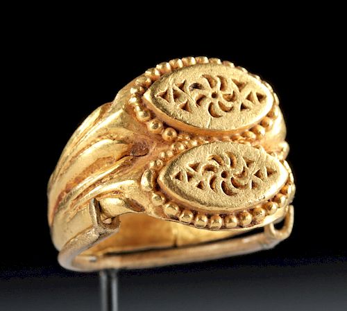 Early Byzantine 23K+ Gold Double Bezel Ring
