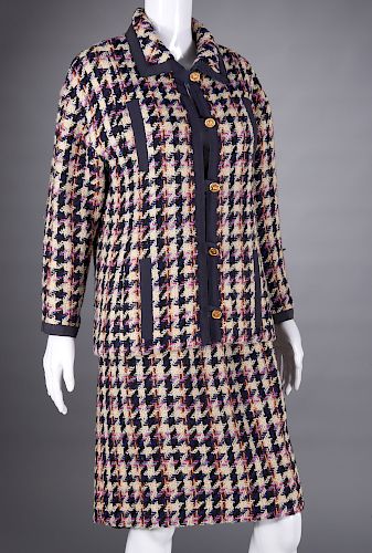 Chanel Boutique multicolor tweed boucle jacket