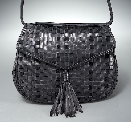 Bottega Veneta black woven leather shoulder bag