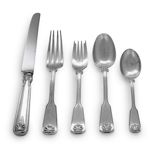 An American Silver Flatware Service for Twelve
Tiffany & Co., New York, NY, 20th Century
in the Shell and Thread pattern, comprising:12 dinner knives 