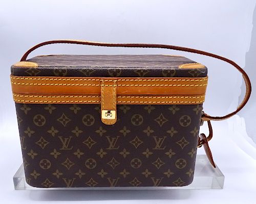 LOUIS VUITTON COSMETIC WITH STRAP