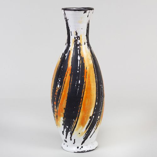 Gorka Livia Pottery Vase