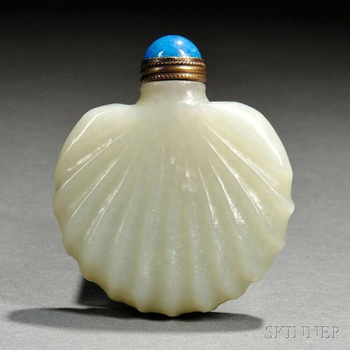 Pale Celadon Jade Snuff Bottle