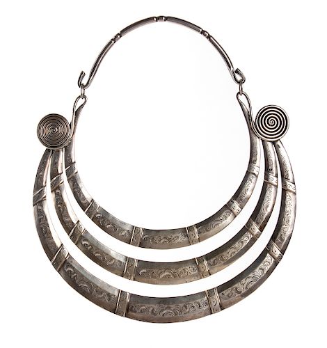 Miao silver ceremonial necklace - HMong north Laos first half of the 20th Century
