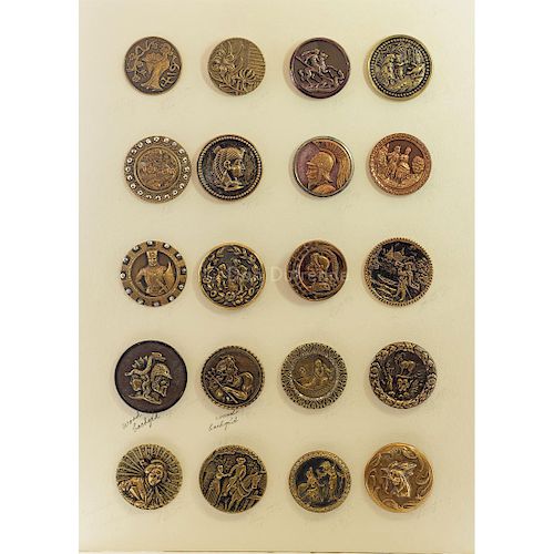 CARD OF LARGE BRASS PICTURE BUTTONS