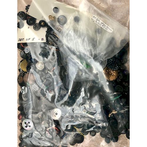 BAG LOT OF BLACK GLASS BUTTONS